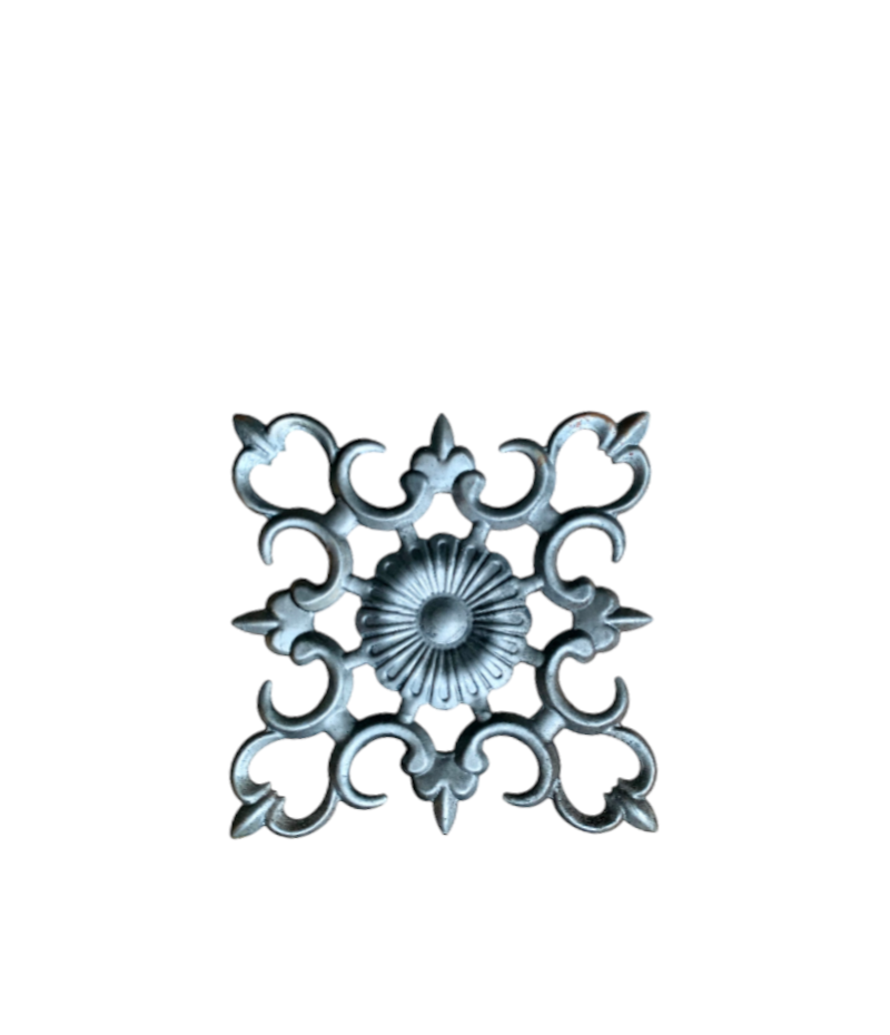 1000040175 Iron Design - Image 1